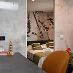 Apartment Seaside Escape *